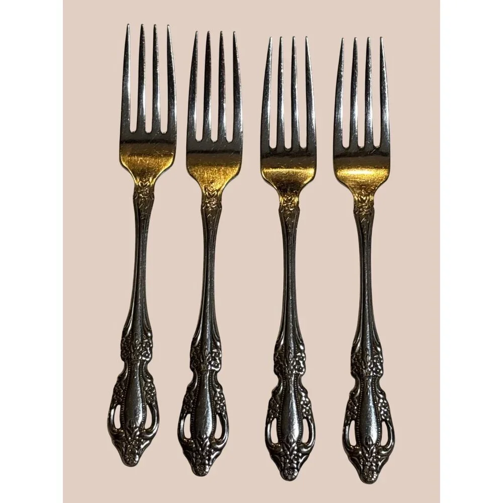 Oneida Distinction Deluxe Raphael Stainless Steel Flatware Set Of Four 5-Piece P